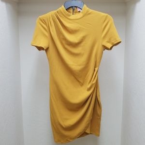 New with out tags mustard L'ATISTE